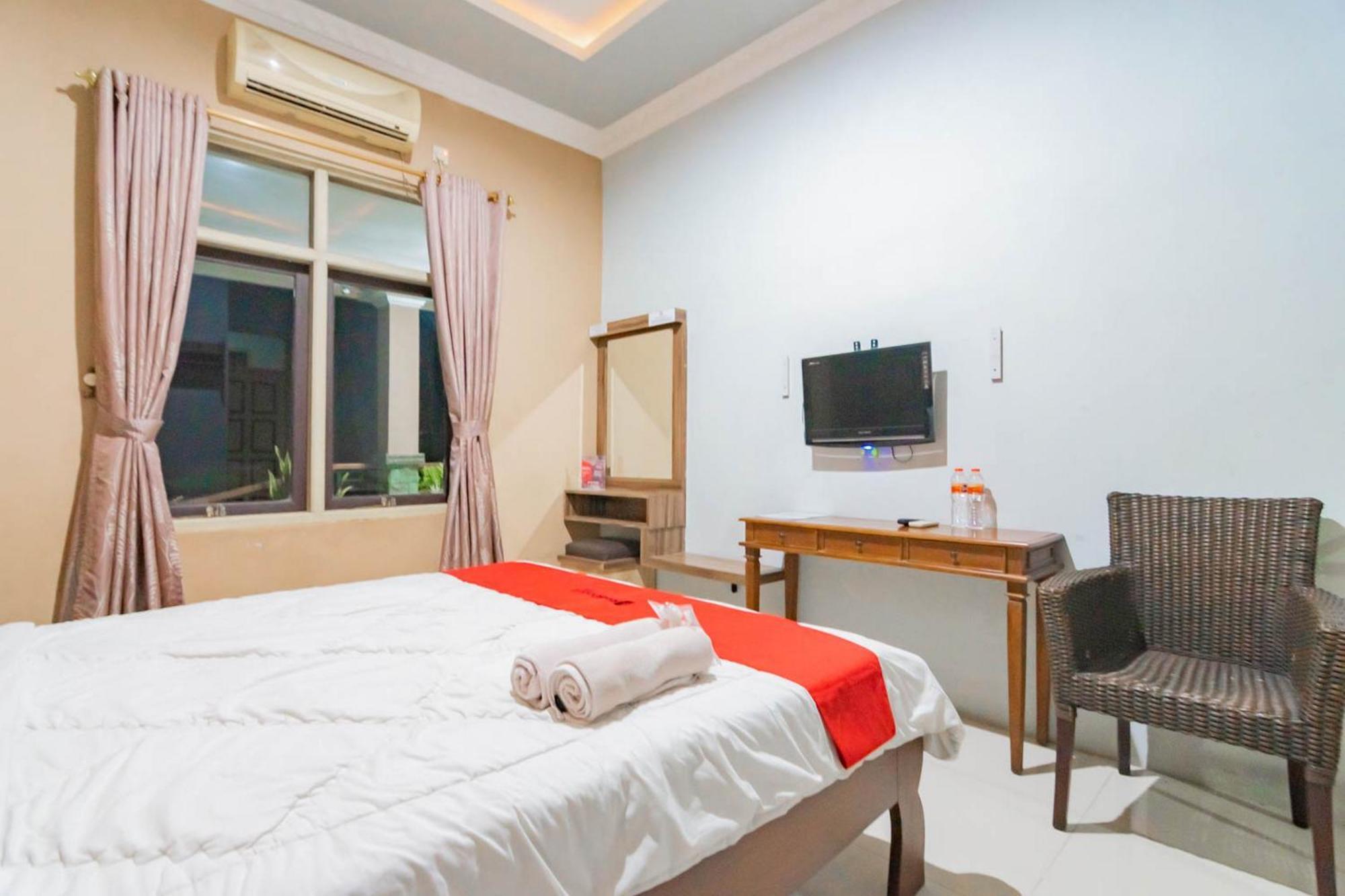 RedDoorz Resort Premium @ Sangkan Hurip Kuningan Exterior foto